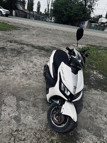 q 7: Скутеретта 150 куб. см, Бензин, Новый — 1