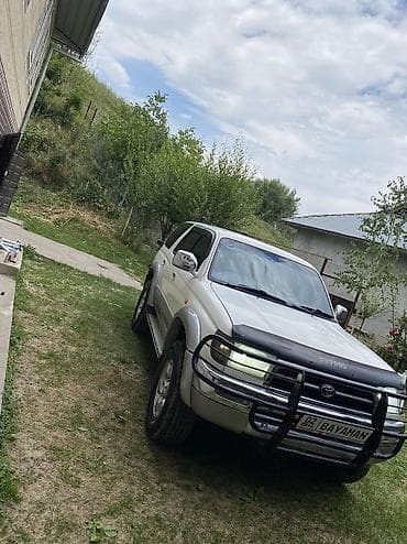 Транспорт: Toyota Hilux Surf: 1998 г., 2.7 л, Автомат, Газ, Внедорожник — 2