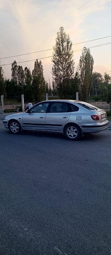 hundai: Hyundai Elantra: 2005 г., 1.6 л, Механика, Лифтбек — 4
