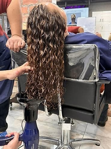 spy camera: Парикмахерские услуги: стрижки, окрашивание, уход и укладка - Женские — 3