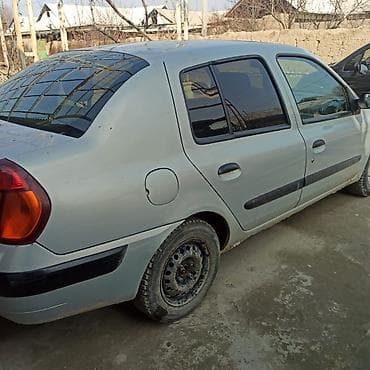 продаю ист: Renault Logan: 2003 г., 1.4 л, Механика, Бензин, Седан — 5