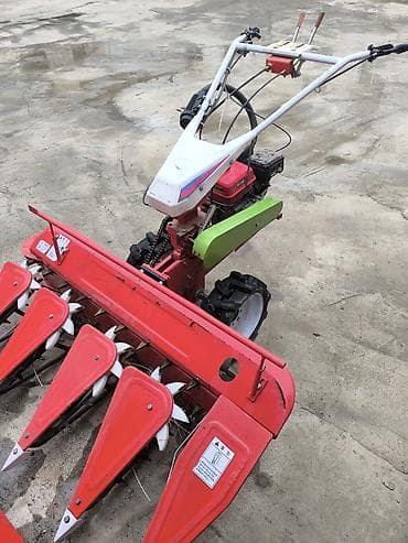 дом на колесо: Компактный мотоблок‑жатка для уборки зерновых и технических культур — 2