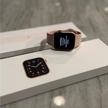 apple watch series 4: Apple Watch SE 40мм, розовые Б/у, в хорошем состоянии. АКБ 100% — 1