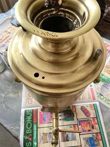 тумбы ош: Керосиновая настольная лампа и латунный самовар - Керосиновая лампа — 5
