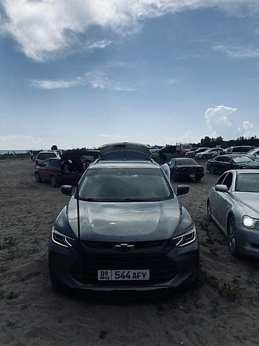 Chevrolet Tracker: 2021 г., 1.4 л, Автомат, Бензин, Кроссовер