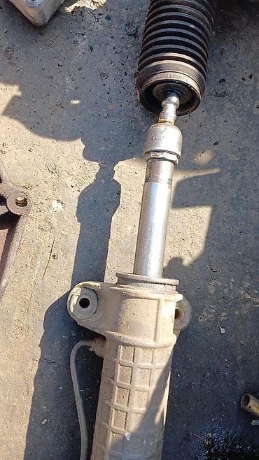 124 волчок: Рулевая рейка Volkswagen 1994 г., Б/у, Оригинал, Германия — 2