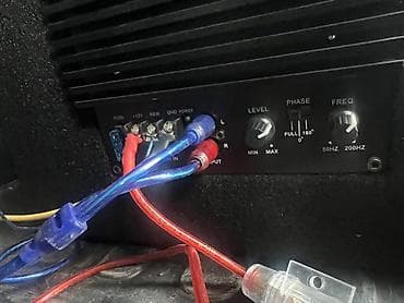 буфер jbl: Сабвуфер почти новый JBL в корпусе с фазоинвертором и встроенным — 3