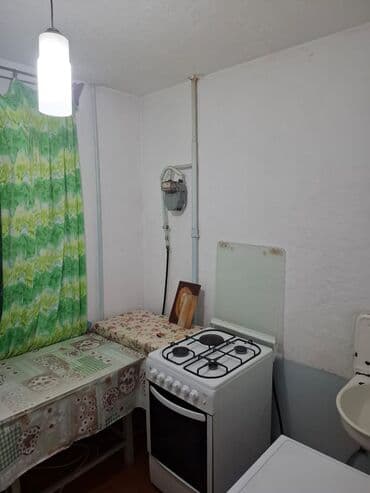 квартиры продаж: 2 комнаты, 46 м², 104 серия, 3 этаж, Старый ремонт — 6