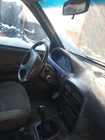 Kia Sportage: 1995 г., 2.2 л, Механика, Дизель, Внедорожник