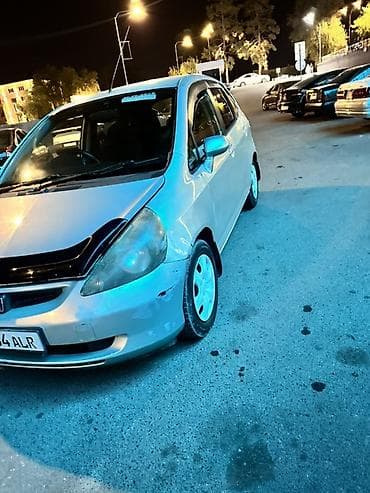 bcd com: Honda Fit: 2002 г., 1.3 л, Автомат, Бензин, Хэтчбэк — 6