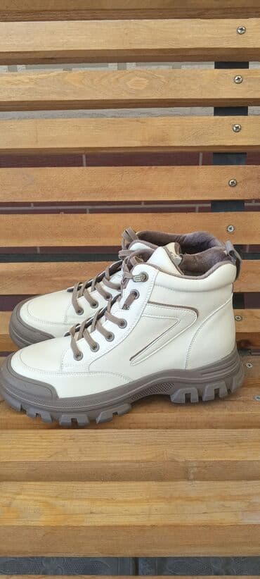 обувь для охоты: Сапоги, 39, Новый, цвет - Бежевый — 1