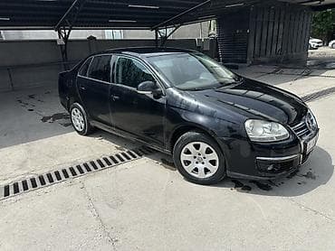 Унаа сатуу: Volkswagen Jetta: 2008 г., 1.6 л, Кол менен иштөөчү, Бензин, Седан — 2