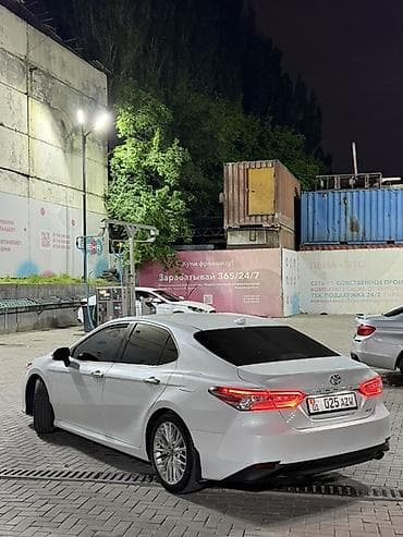 Продажа авто: Toyota Camry: 2019 г., 2.5 л, Автомат, Бензин, Седан — 5