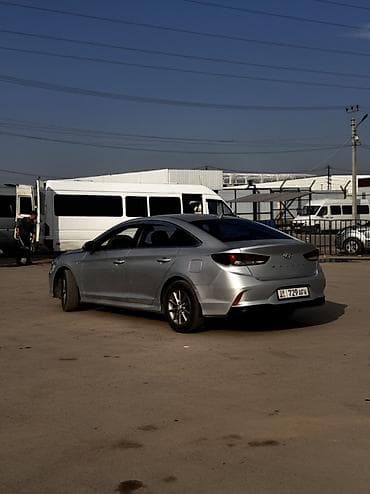 Транспорт: Hyundai Sonata: 2018 г., 2 л, Автомат, Газ, Седан — 3