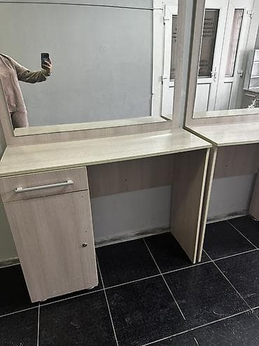 стол с зеркалом: Парикмахерское рабочее место с зеркалом и тумбой 2 шт - Столешница — 2