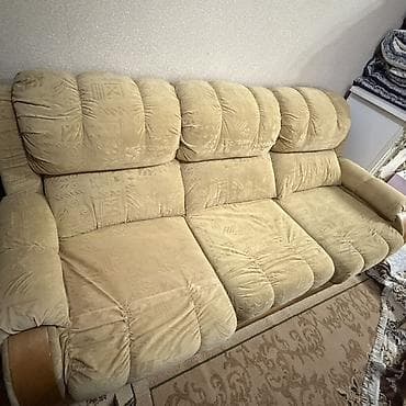 тапчаны в аренду: Прямой диван — 1