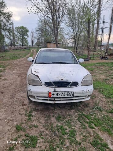 тоята авенсис: Daewoo : 1999 г., 1.5 л, Механика, Бензин, Седан — 1