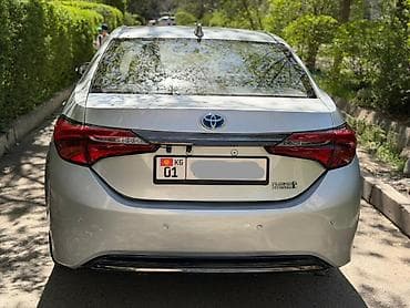 sm 5: Toyota Corolla: 2021 г., 1.8 л, Вариатор, Гибрид, Седан — 9