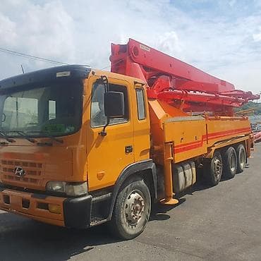 full construction: Услуги автобетононасоса - Длина стрелы: 42 м — позволяет подавать — 2