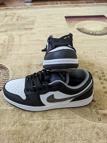 ecco 42: Стильные мужские кеды чёрного цвета, новые. Качество отличное. 42 — 3