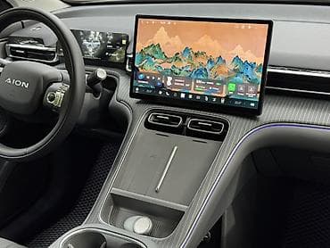 Спорт и хобби: Aion Hyper HT — электрический кроссовер в белом цвете с контрастной — 6