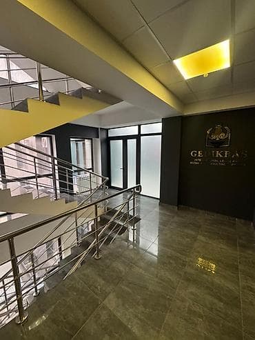 ала тоо дача: Кеңселерди ижаралоо, 50 м², Бизнес борборунда, 1-катар — 6