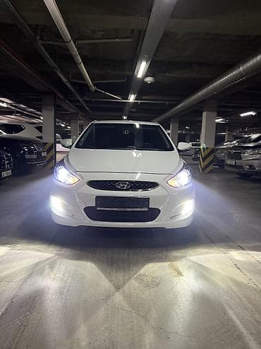 Hyundai Accent: 2018 г., 1.4 л, Вариатор, Бензин, Седан