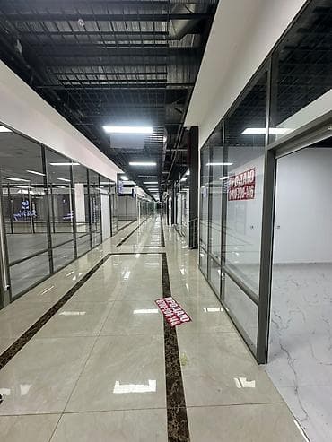 Коммерциялык мүлк: Продается торговое помещение,46 квадратных метров в торговом центре — 6