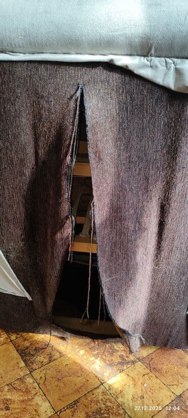 советские сейф: 2 кресла разной ширины. Б/У — 8