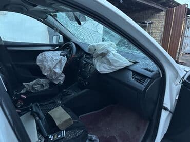 мерседес бенз с: Skoda Octavia: 2016 г., 1.6 л, Автомат, Бензин, Седан — 6