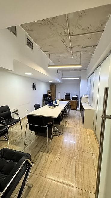 жилье: Аренда офисов, 355 м², В жилом комплексе, С отдельным входом — 2