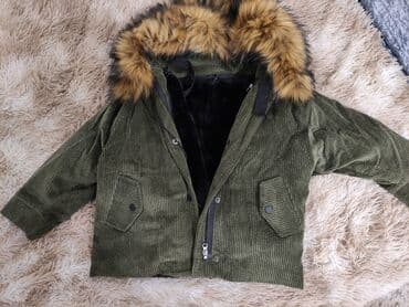 куртка подростковая зимняя: Новаястильная куртка на девочку. 6-8лет.Можно носить зимойподклад — 1