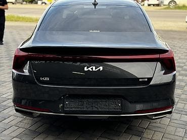 aion v plus: Kia K8: 2022 г., Седан — 10