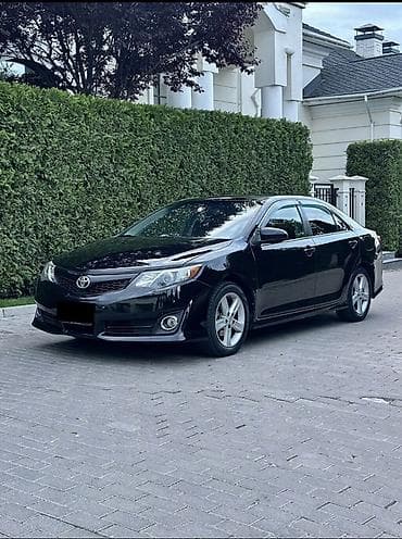 Toyota Camry: 2013 г., 2.5 л, Автомат, Бензин, Седан