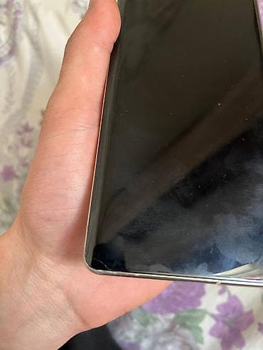 galaxy a40: Google Pixel 7 Pro, цвет - Зеленый — 3