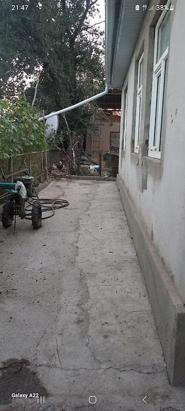 купить дом токмок: Панфиловкадан уй сатылат.кызыл кирпичтен салынган. 2-участок. 10го8уй — 10