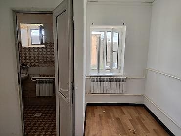 посуточно центр: 30 м², Без мебели — 2