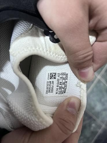 обувь изи: Кроссовки Adidas Y-3 (Yohji Yamamoto) - Модель: Y-3 (арт. FV6565 — по — 3