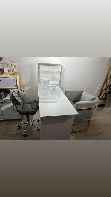 Комплектующие для мебели: Продается всё,по отдельности, маникюрный стол новое,стульчик для — 1