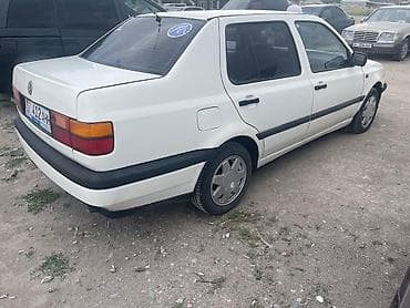 mini coper: Volkswagen Vento: 1993 г., 1.8 л, Механика, Бензин, Седан — 6