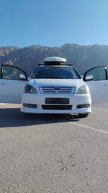 step vagon: Toyota Ipsum: 2003 г., 2.4 л, Автомат, Газ, Минивэн — 7