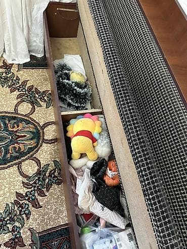 стулья бишкек: Кухонный диван-скамья с ящиком для хранения. - Компактная прямая — 4