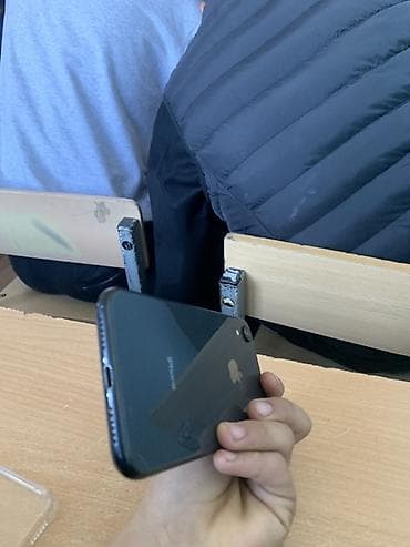 купить бу xbox series s: IPhone Xr, Б/у, 64 ГБ, Черный, Чехол — 2