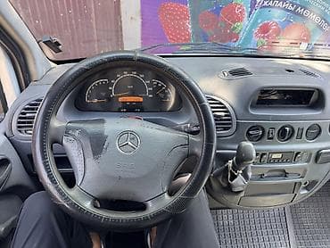 с большим баком: Mercedes-Benz Спринтер: 2003 г., 2.2 л, Механика, Дизель, Бус — 5