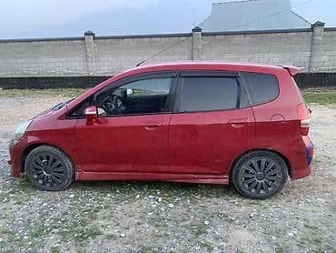 Продажа авто: Honda Fit: 2005 г., 1.3 л, Вариатор, Бензин, Хэтчбэк — 5