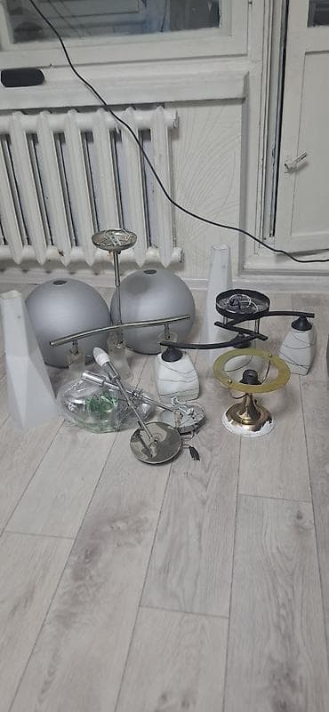 СРОЧНО ПРОДАЮ ЛЮСТРЫ Б/У, ЗА ВСЁ 1000 СОМ!!! Набор светильников и at lalafo.kg СРОЧНО ПРОДАЮ ЛЮСТРЫ Б/У, ЗА ВСЁ 1000 СОМ!!! Набор светильников и