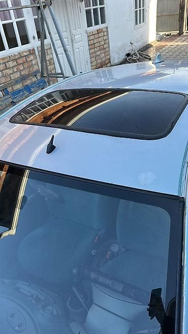 Продажа авто: Toyota Yaris: 1999 г., 1 л, Механика, Бензин, Хэтчбэк — 6