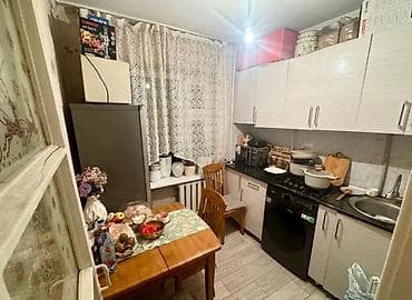 1 комнатной квартира: 2 комнаты, 42 м², Хрущевка, 1 этаж, Косметический ремонт — 3