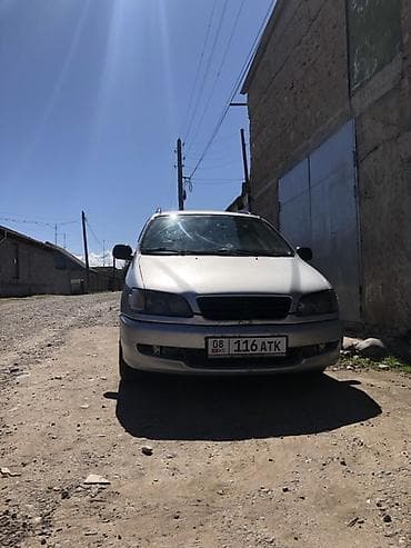 e6 3: Toyota Picnic: 2000 г., 2 л, Ручные, Дизель — 3