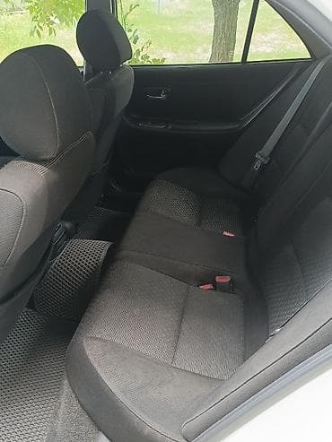 Продажа авто: Toyota Altezza: 2002 г., 2 л, Автомат, Газ, Седан — 5